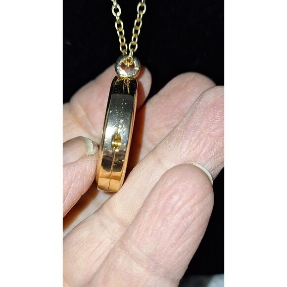 Aromatherapy Locket Oil Diffuser Necklace Gold Tone Grandmacore Mandalla - Picture 3 of 12